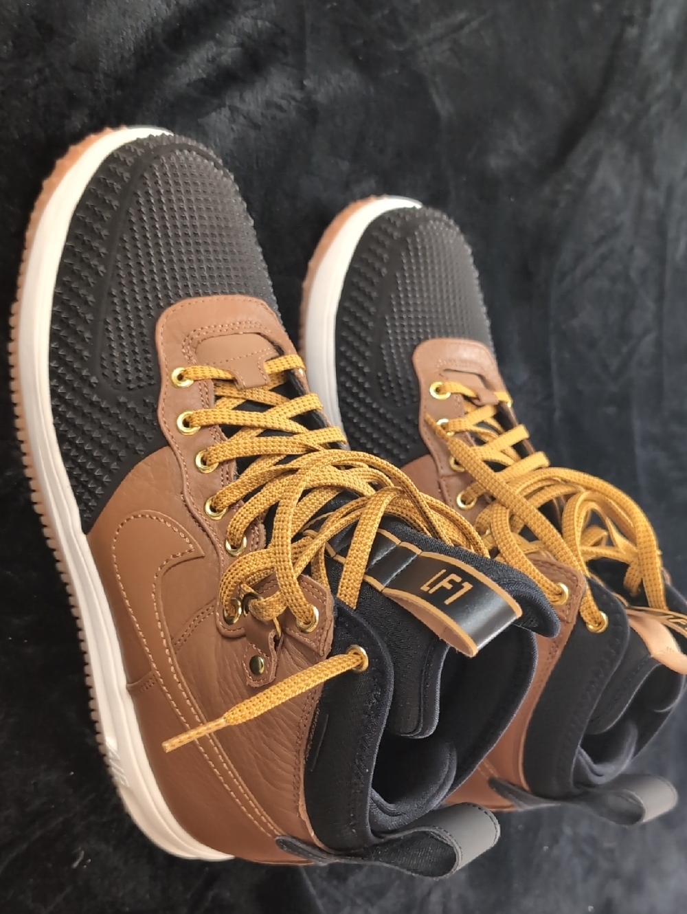 Nike Lunar Force 1 Duckboot in the "Ale Brown/Black"